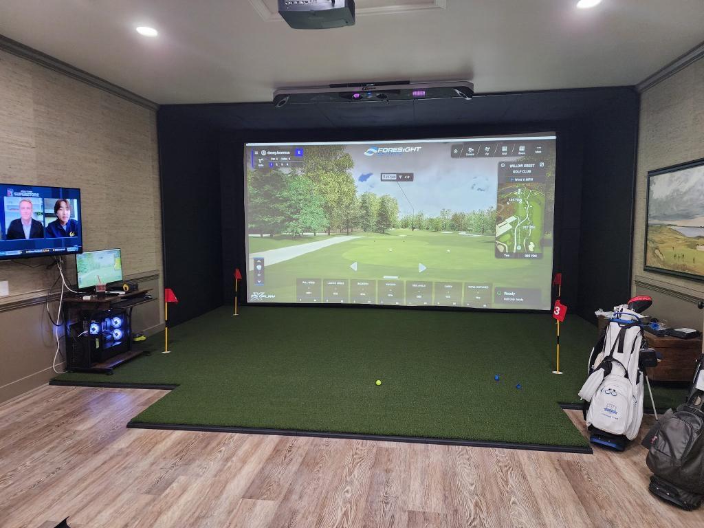 Midwest Golf Innovations - Home Golf Simulator - GC Hawk